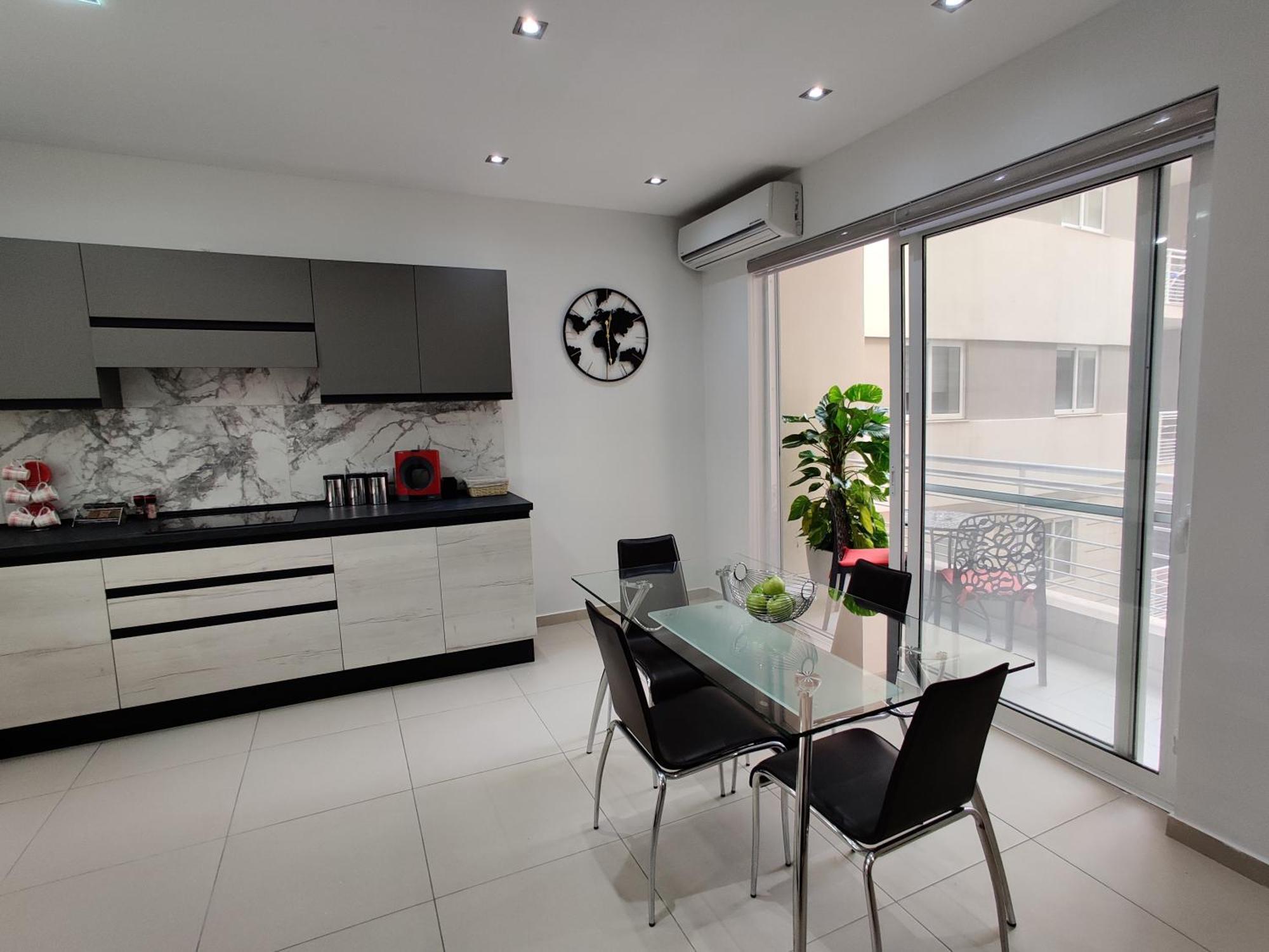 Depiro Point Deluxe - Modern, Designer Apartment 2 Minutes Away From Popular Sliema Seafront 외부 사진