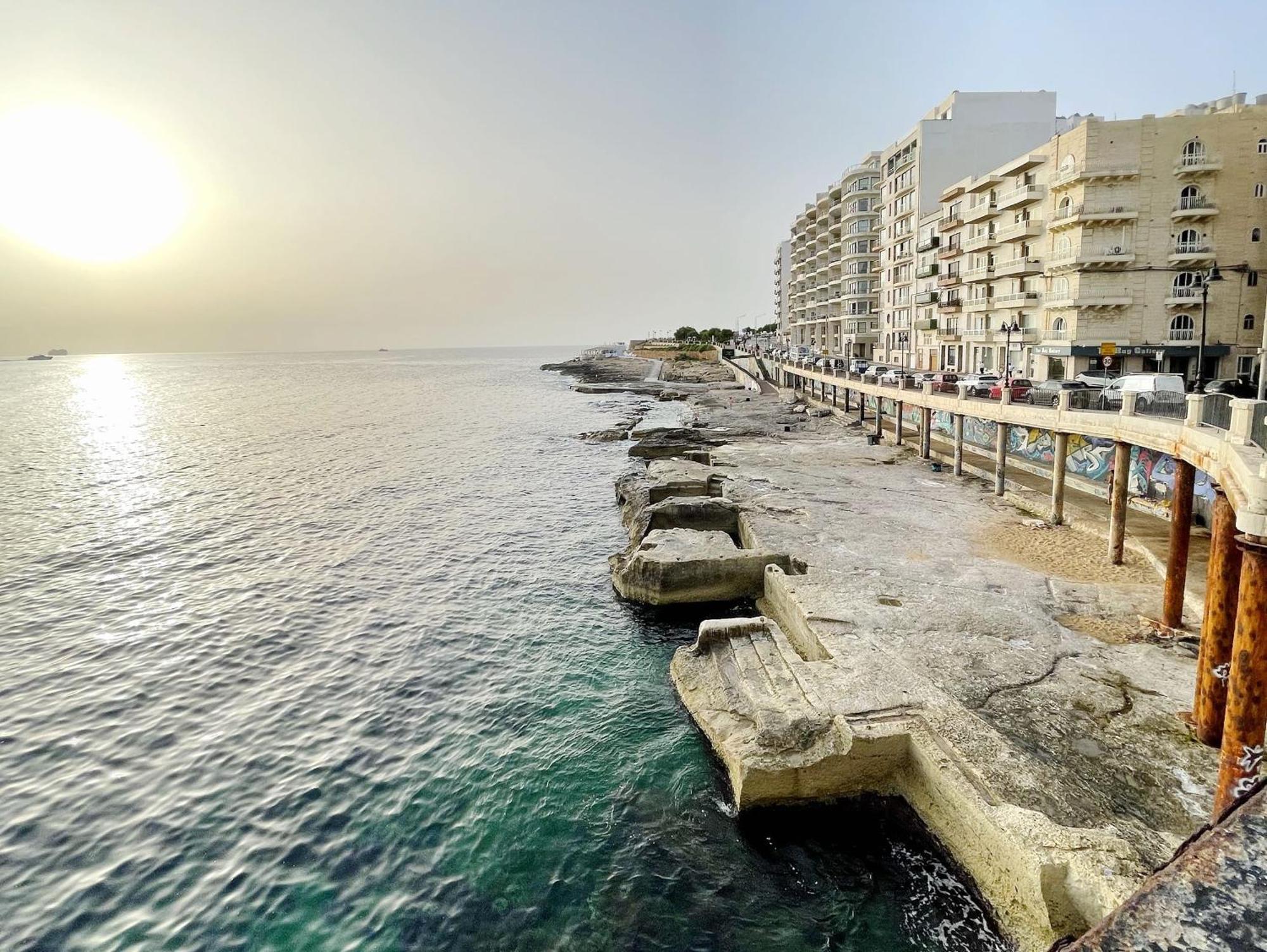 Depiro Point Deluxe - Modern, Designer Apartment 2 Minutes Away From Popular Sliema Seafront 외부 사진